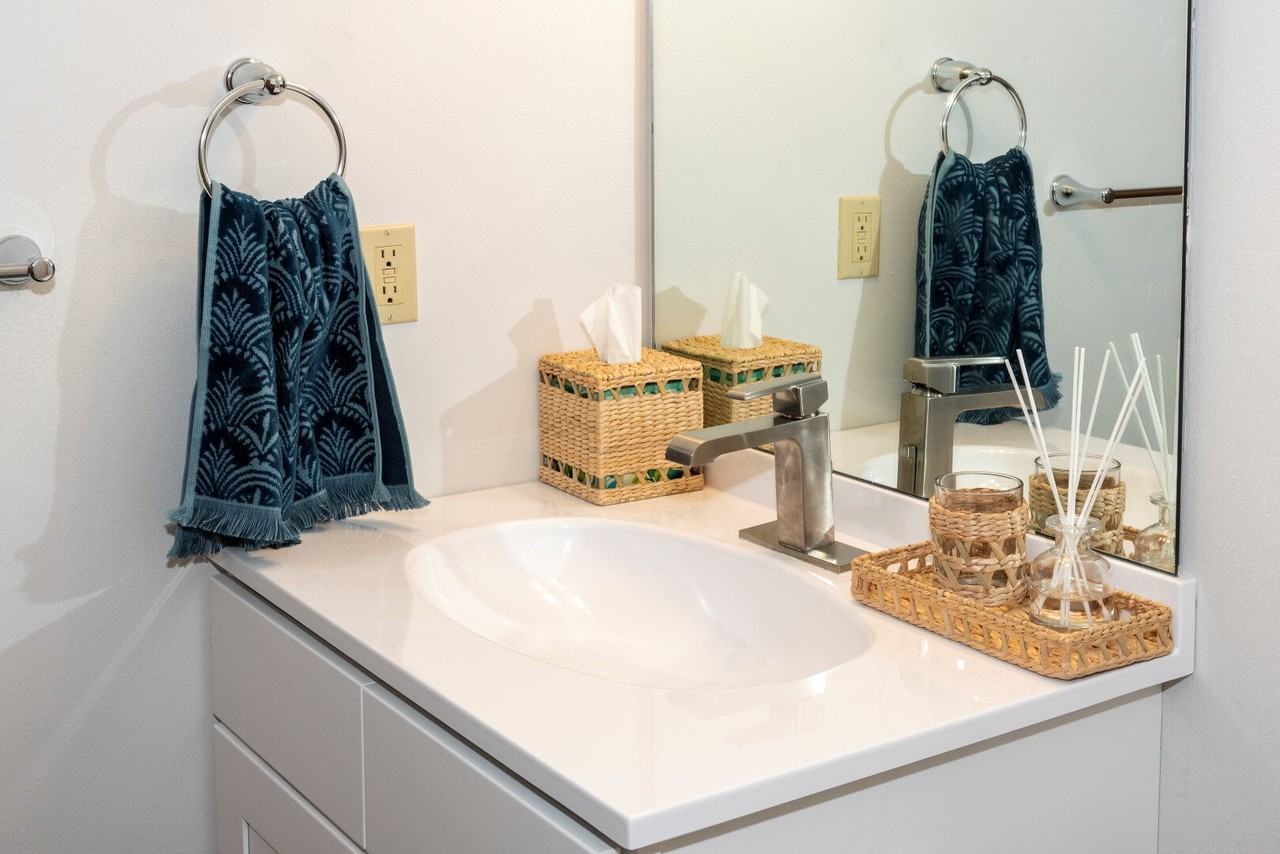 BRIARCLIFF APARTMENTS - Photo 4 of 19