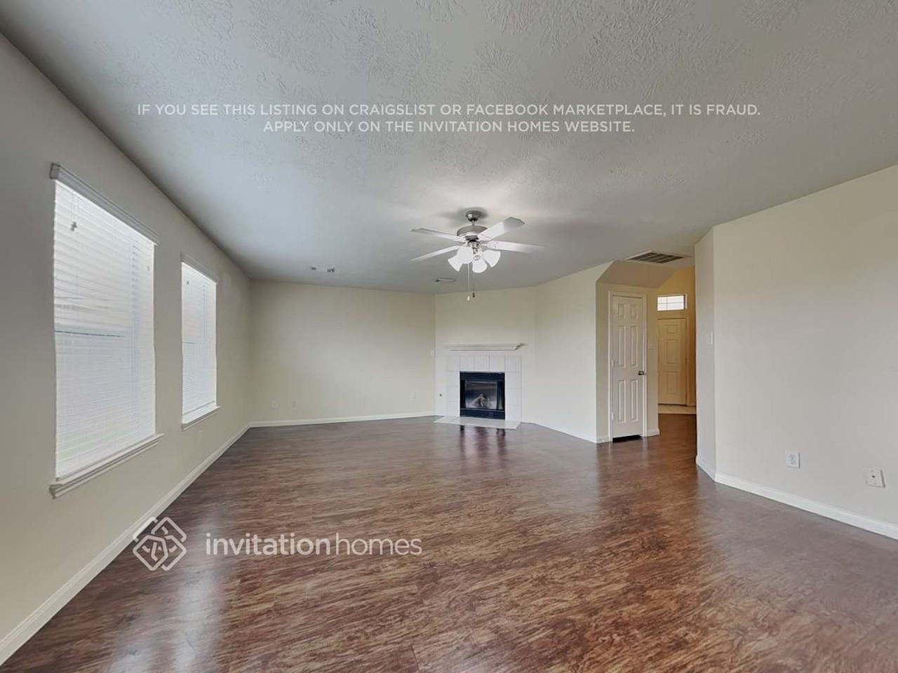 1003 Redcrest Springs Ct - Photo 4 of 20