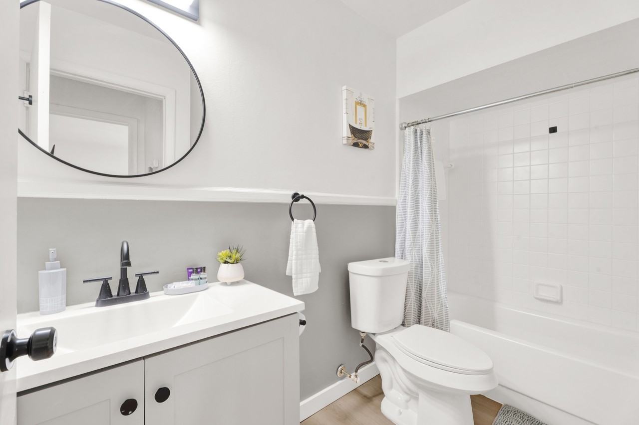 151 East McHattie Street - Photo 7 of 10