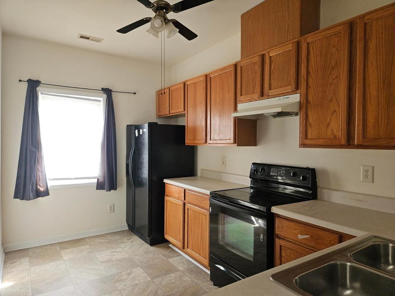 4625 Ravi Rd - Photo 5 of 10