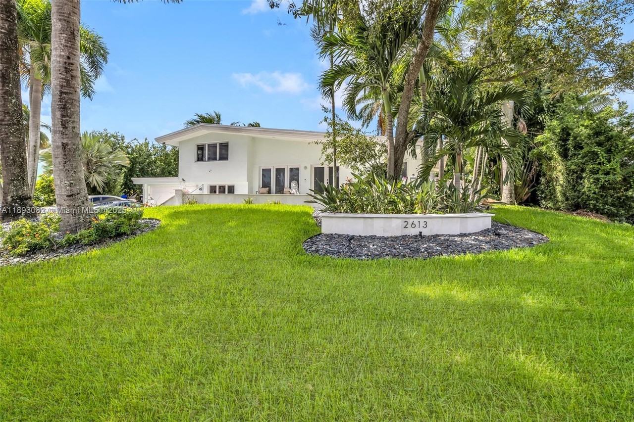 2613 Tortugas Ln - Photo 5 of 5