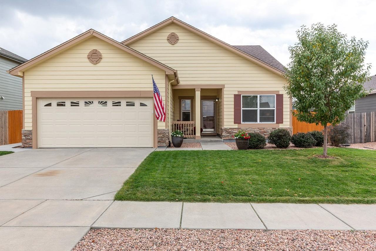 8367 Chasewood Loop - Photo 3 of 48