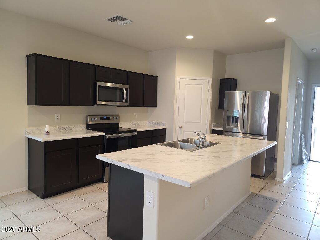 18976 W Monroe St - Photo 4 of 18