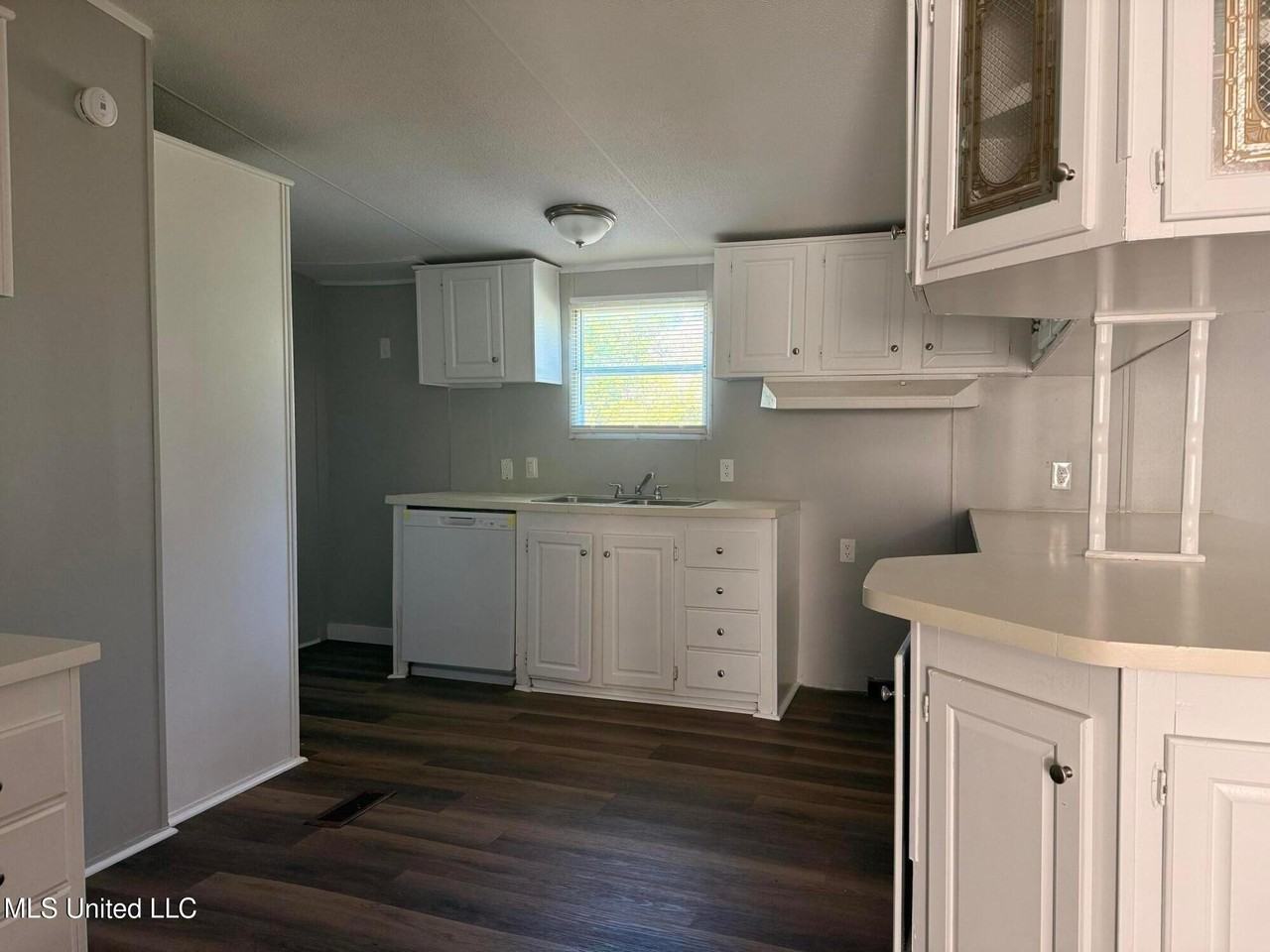 103 Cedar Ridge Blvd - Photo 6 of 10