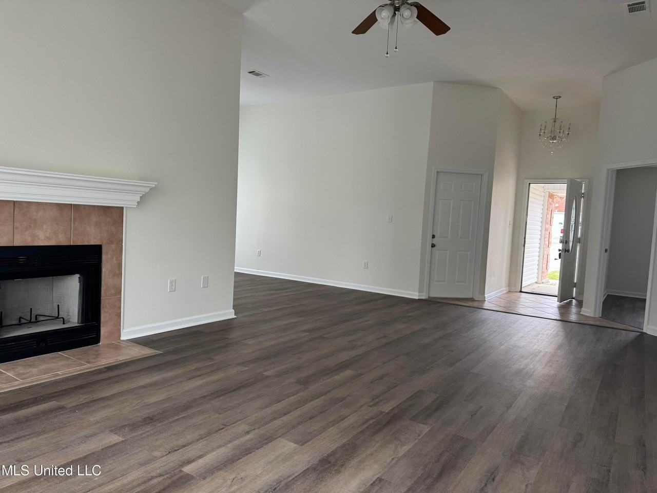 15164 Audubon Lake Blvd - Photo 3 of 12