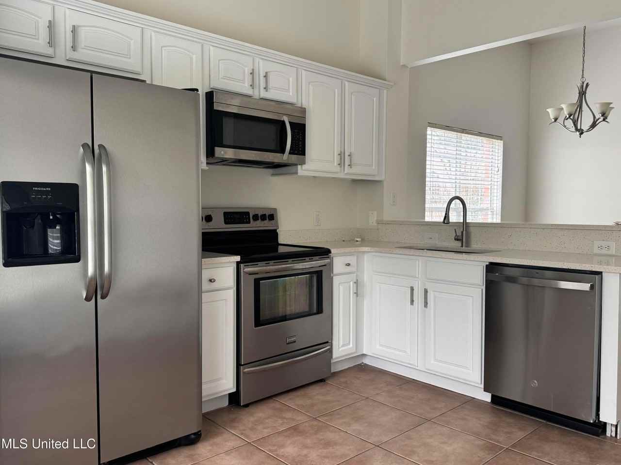 15164 Audubon Lake Blvd - Photo 4 of 12