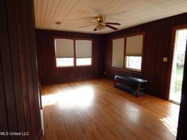 featured image of 463 Monticello St