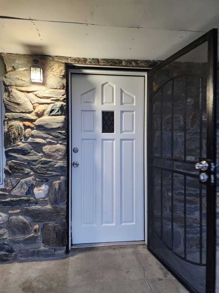 6832 E Harvey Ave #1 - Photo 7 of 10