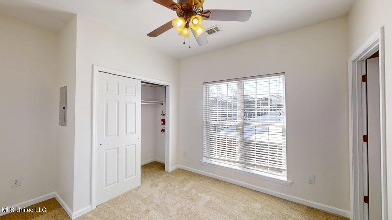 7031 Depot St - Photo 5 of 10