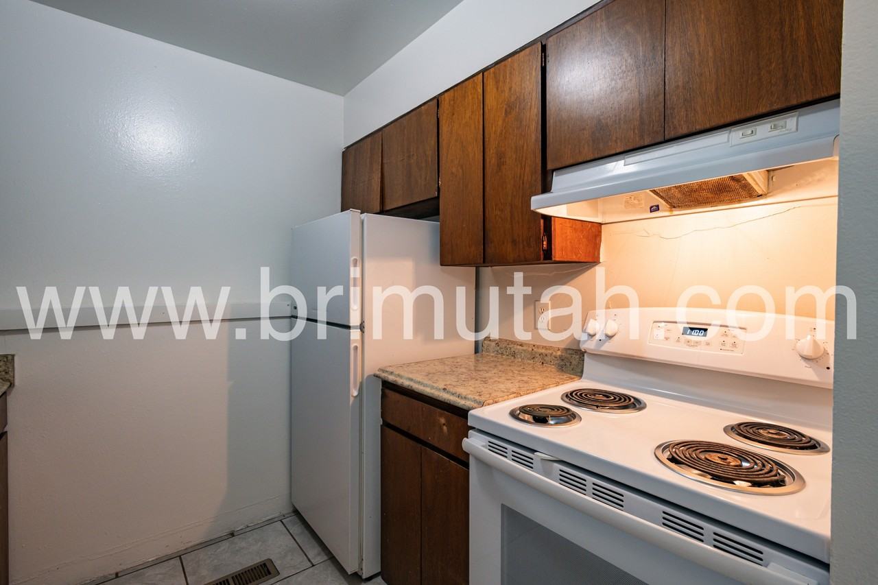 292 S 100 E #292B4 - Photo 3 of 20