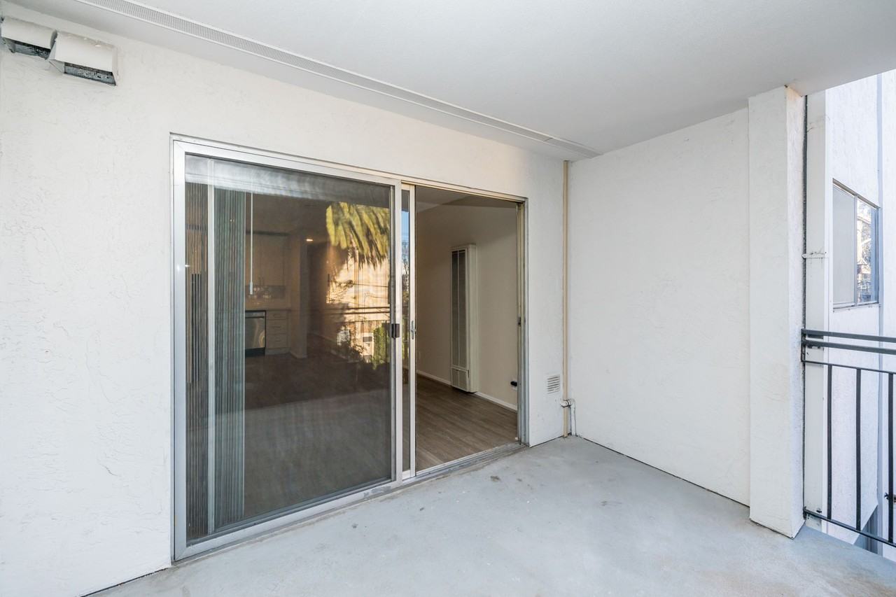 630 Mariposa - Photo 5 of 10