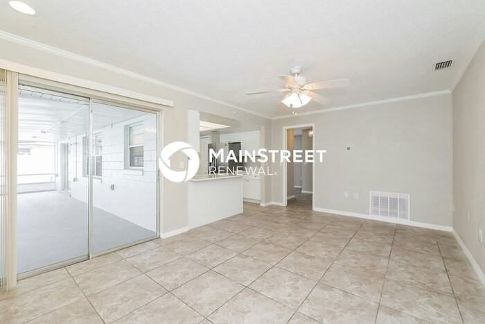 6745 Paul Revere Ct - Photo 7 of 16