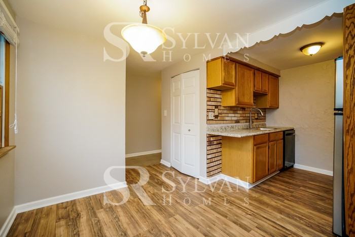 1110 Edward St - Photo 5 of 16