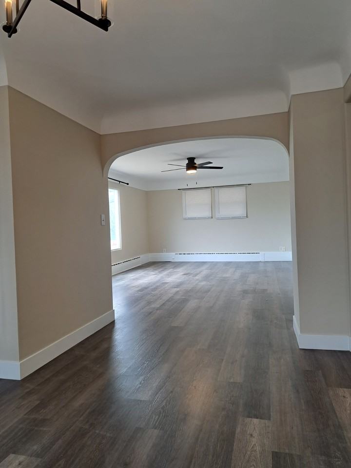 1029 Yale Ave #1 - Photo 5 of 26