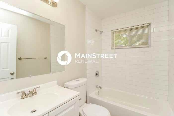 6130 Eugene Field Rd - Photo 7 of 17