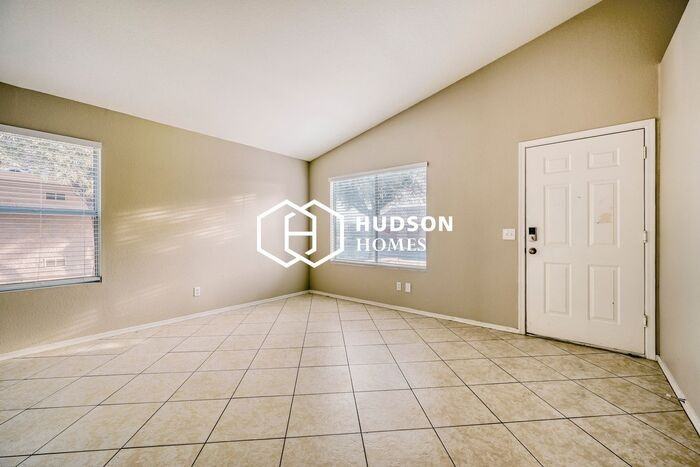 502 S 86th Pl - Photo 5 of 29