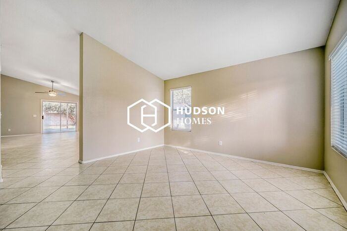 502 S 86th Pl - Photo 6 of 29