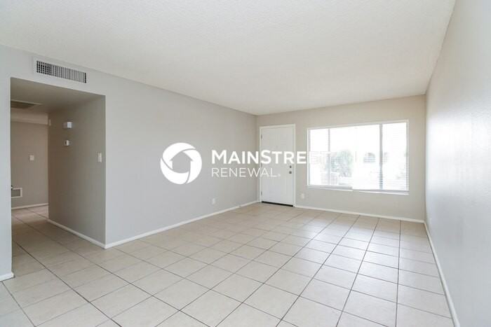 2355 S Spruce - Photo 3 of 16