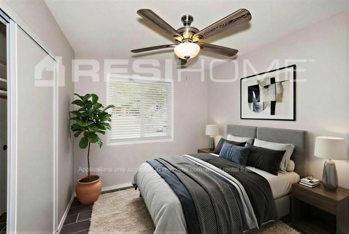 14058 N 47th Ave - Photo 6 of 16