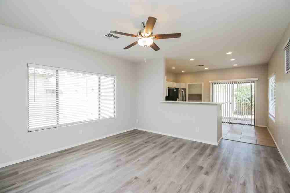 7660 E Baltimore St - Photo 4 of 15