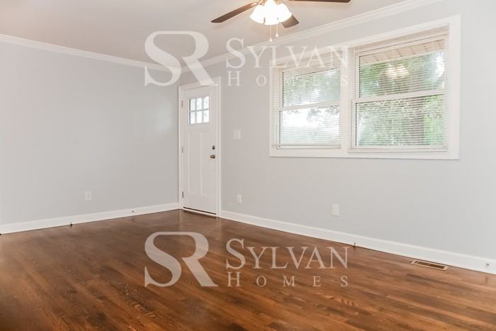 1501 Tyvola Rd - Photo 2 of 15