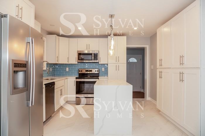 1501 Tyvola Rd - Photo 5 of 15