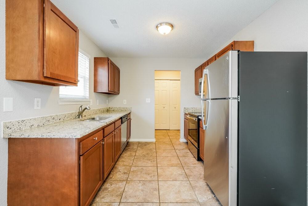 7110 Tassel Meadow Dr - Photo 7 of 17