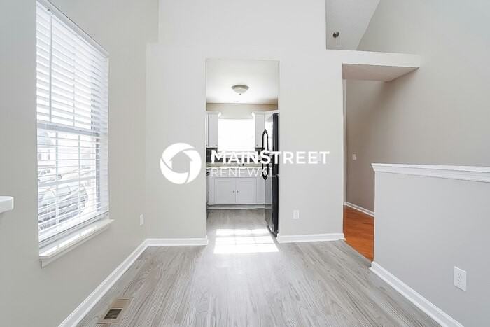 1668 Aaronwood Dr - Photo 6 of 17