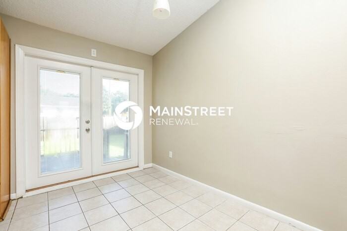 801 W Arizona Ave - Photo 5 of 16