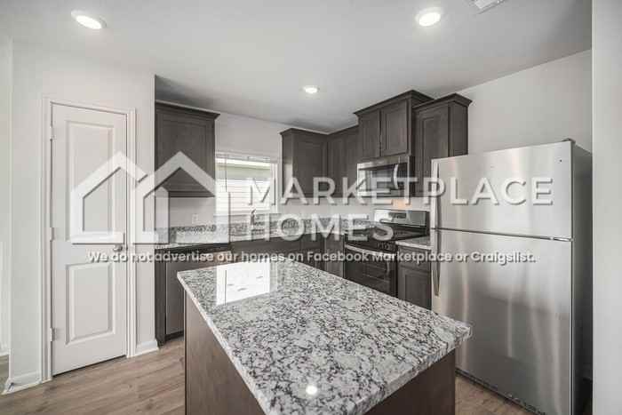 933 Burlington Ave - Photo 5 of 21