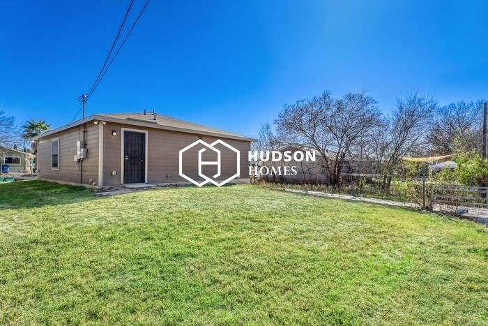 5139 Trading Post Dr - Photo 4 of 14