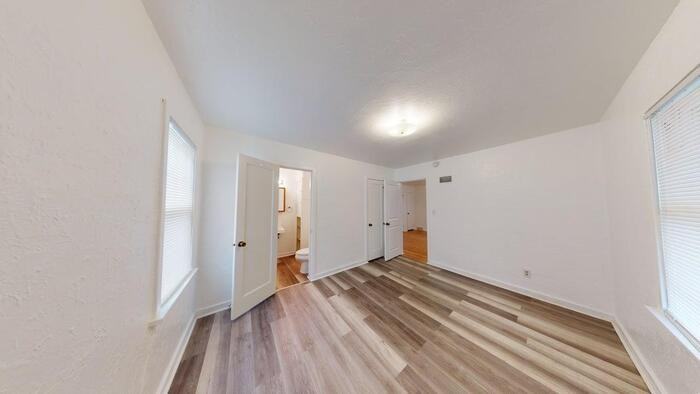 604 E Avenue F #2 - Photo 7 of 18