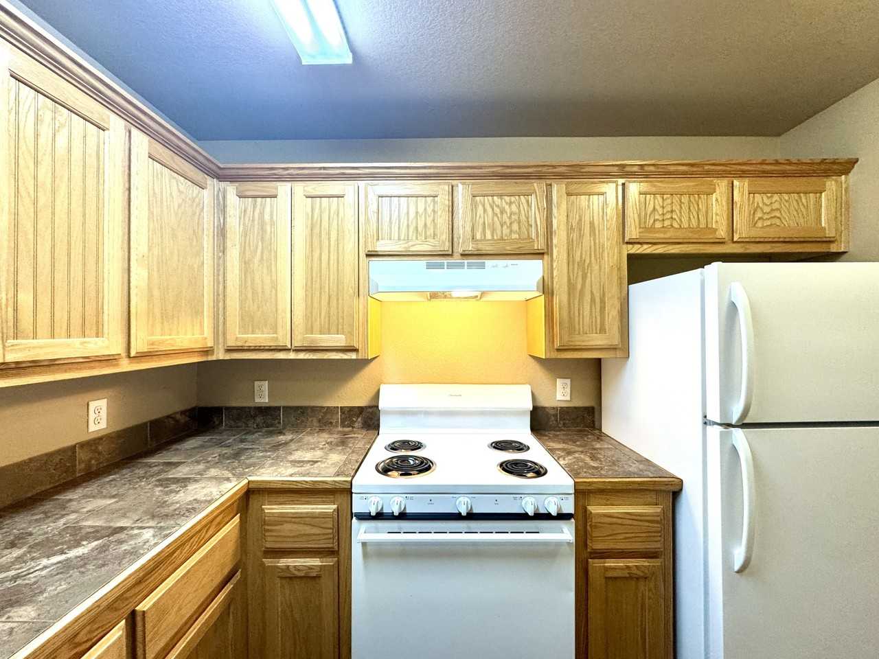 386 Creek St #A - Photo 4 of 10