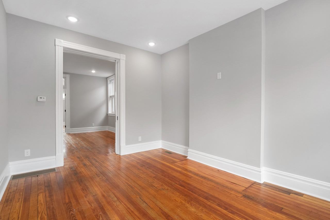 4250-4254 Swan Ave - 4250 Swan #4250SWAN - Photo 2 of 8