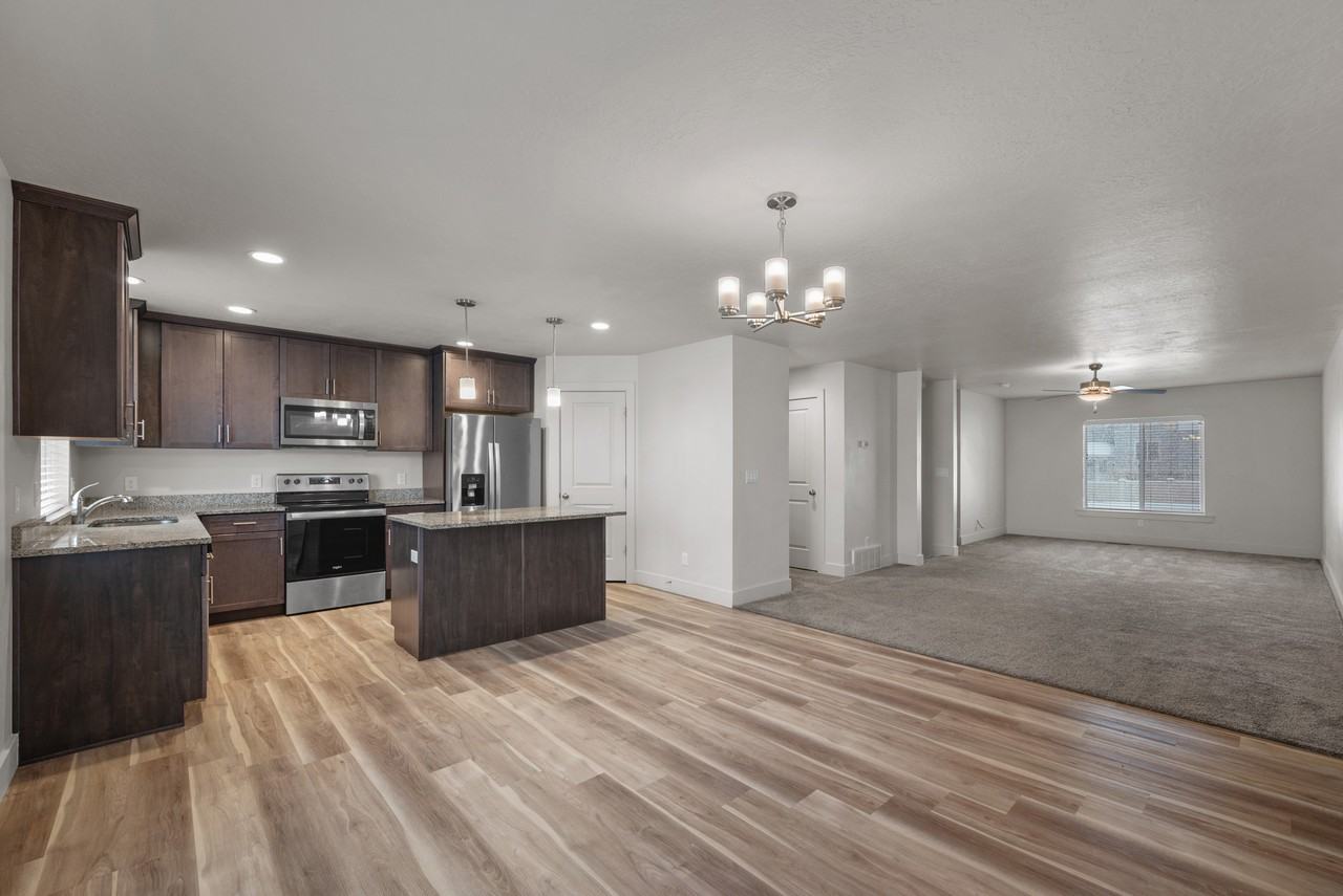 1027 E 1060 S #1 - Photo 7 of 40