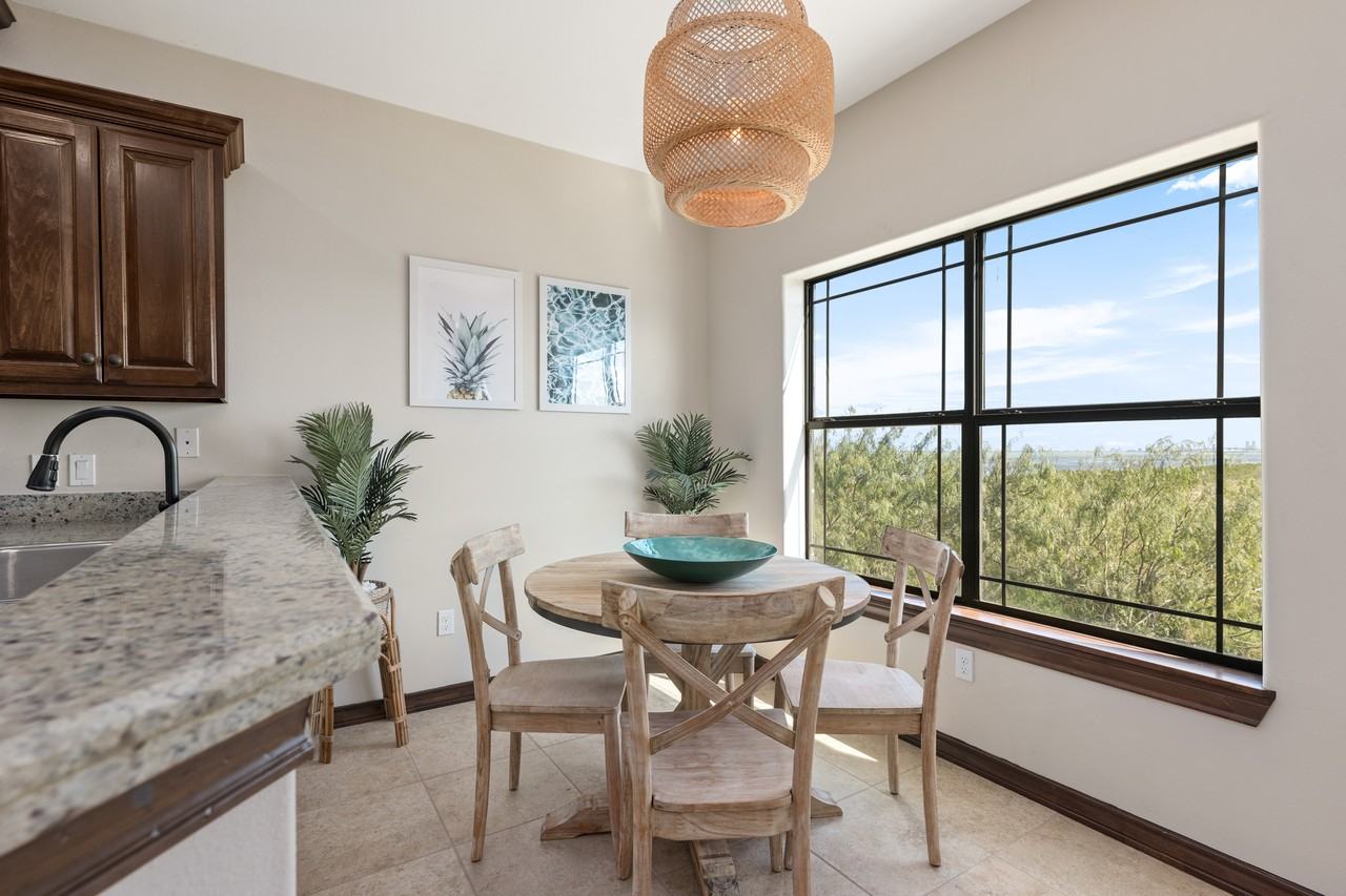 Ocean Blvd #5 - Photo 5 of 17