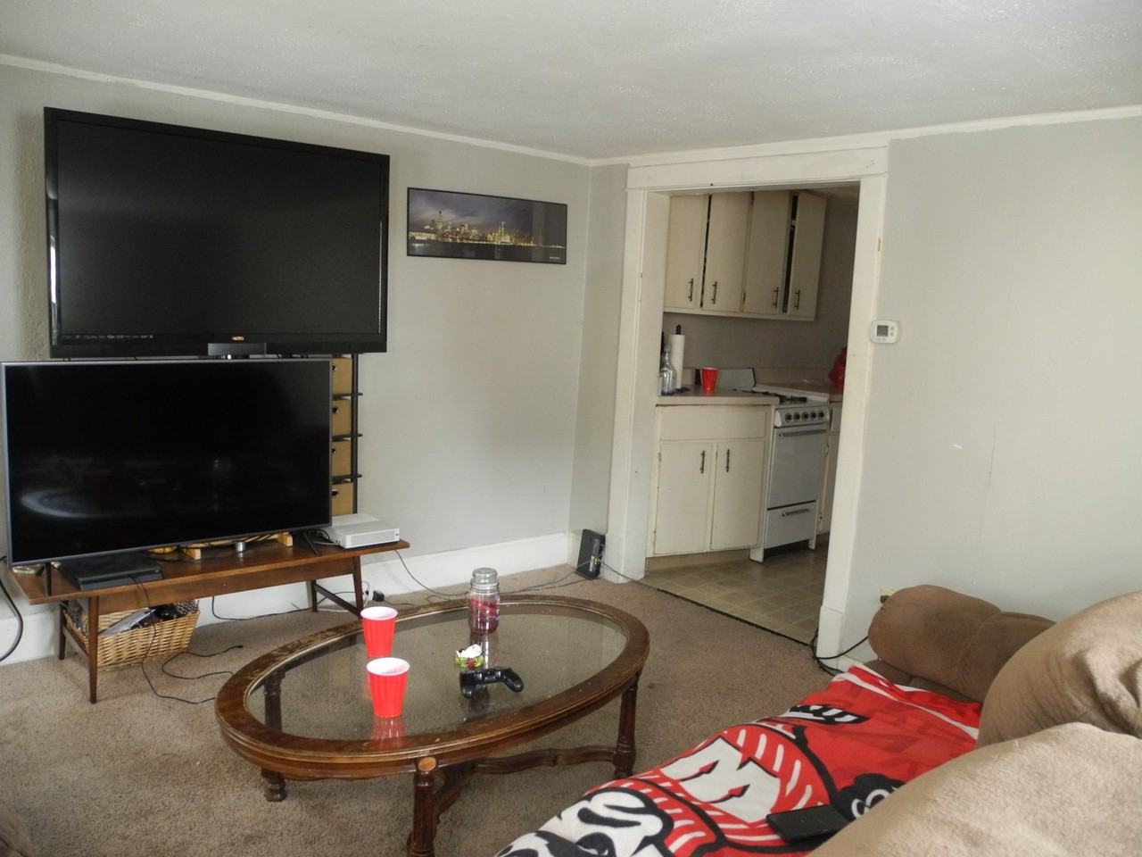 334 W Wilson St #1-2 - Photo 2 of 11