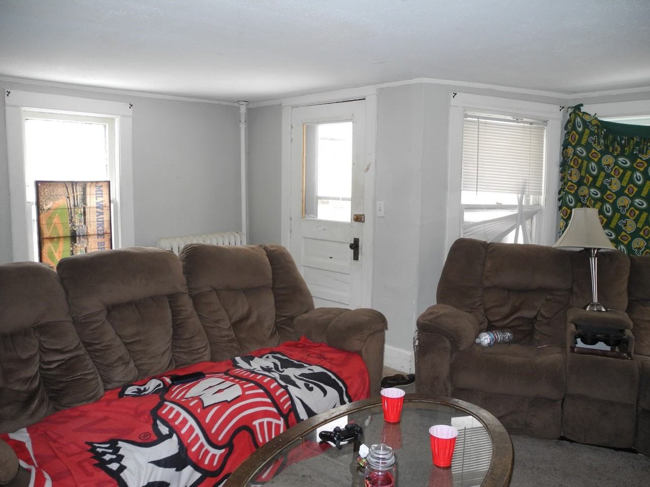 334 W Wilson St #1-2 - Photo 3 of 11