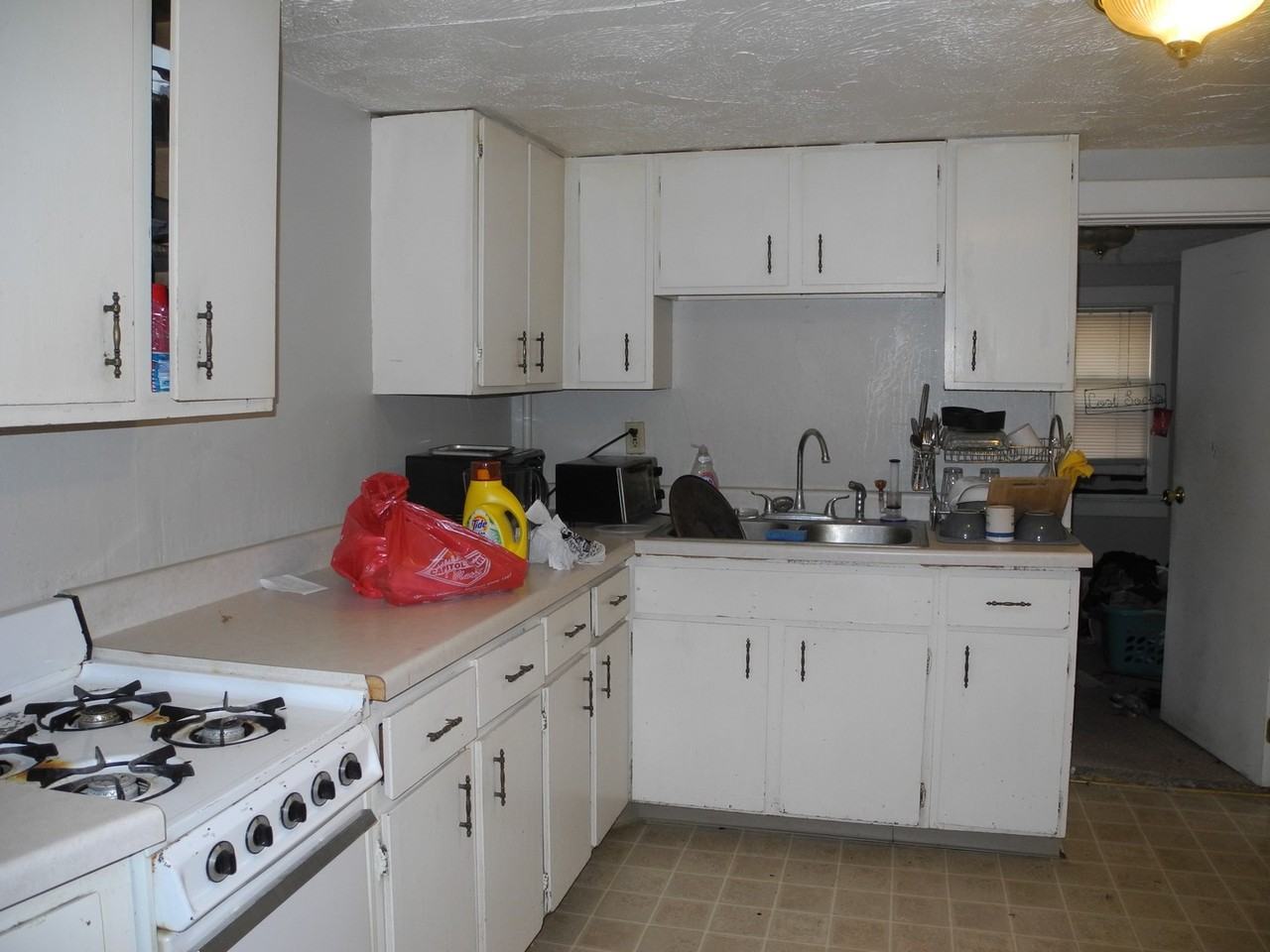 334 W Wilson St #1-2 - Photo 5 of 11