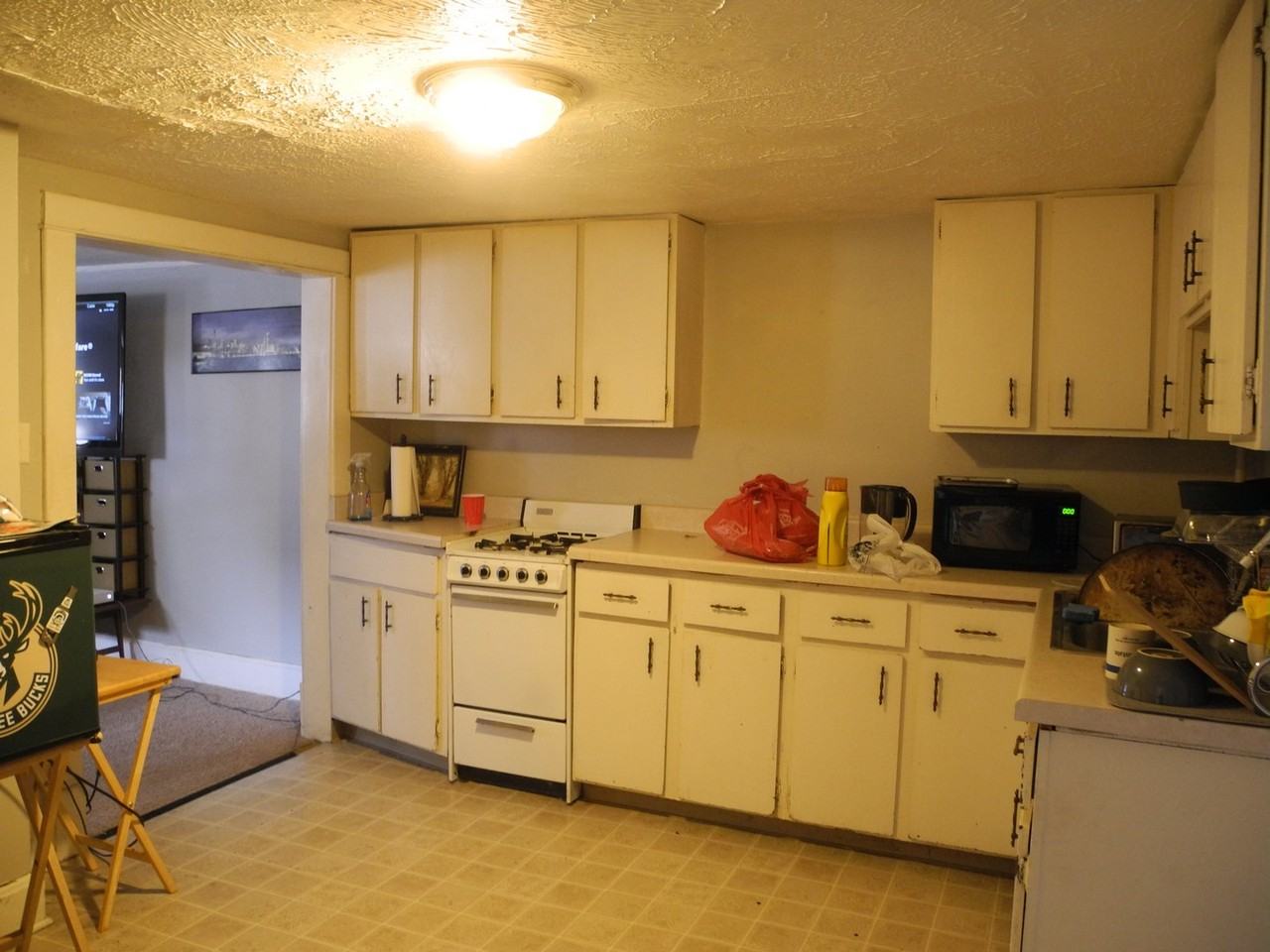 334 W Wilson St #1-2 - Photo 6 of 11