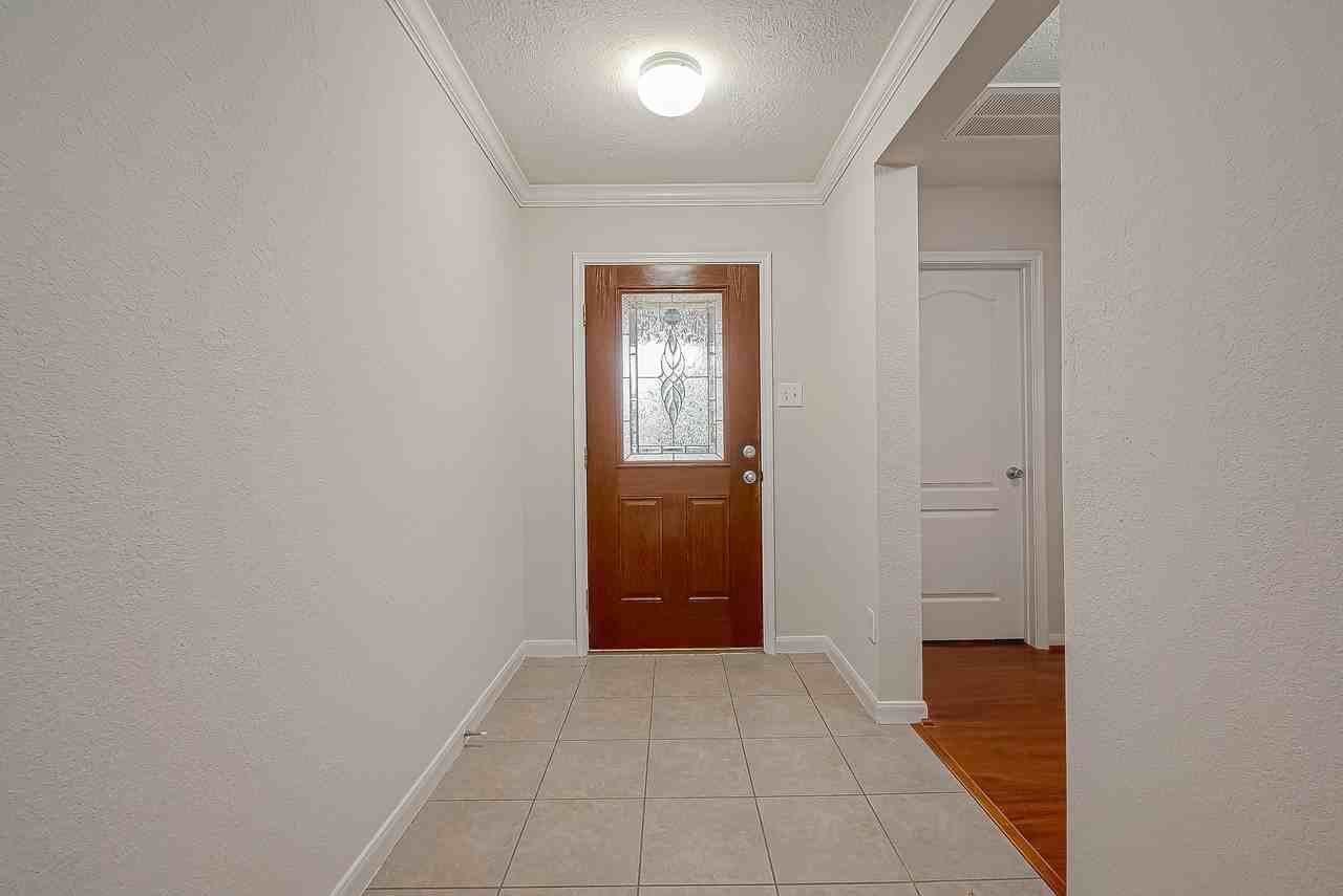 18703 Cinnamon Ash Ct #NA - Photo 3 of 16