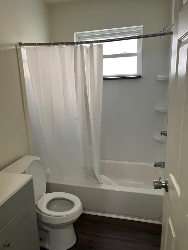 730 E Mitchell Ave #4 - Photo 5 of 5