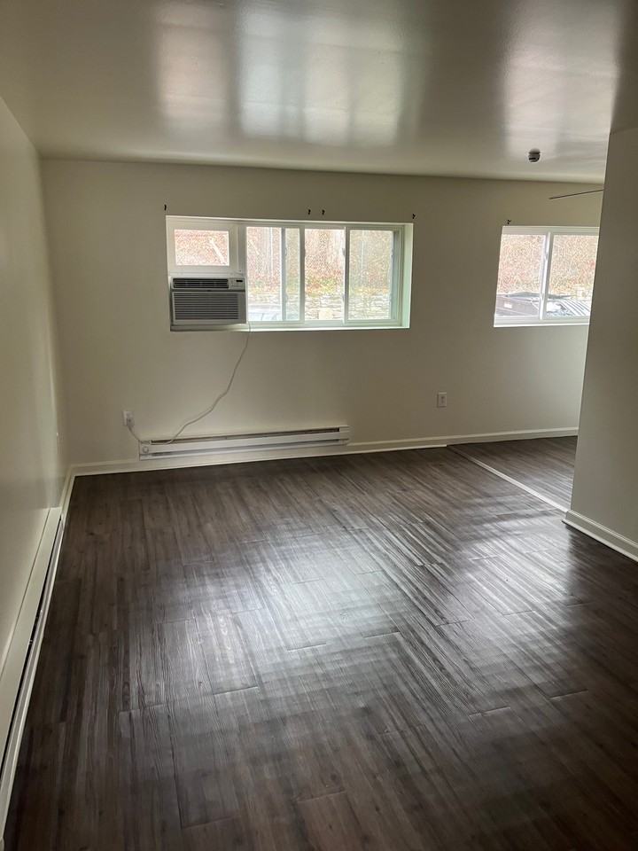 726 E Mitchell Ave #5 - Photo 2 of 6