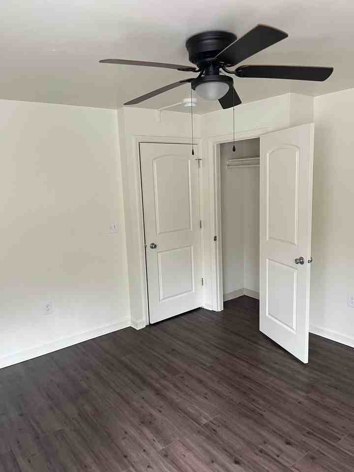 726 E Mitchell Ave #5 - Photo 3 of 6