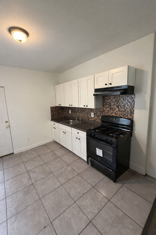 52 N Dewey St #NA - Photo 4 of 20