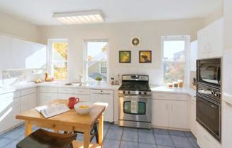 1000 Memorial Dr #2F - Photo 1 of 1