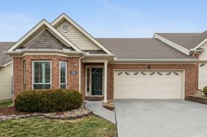 featured image of 632 Applegate Ln #12