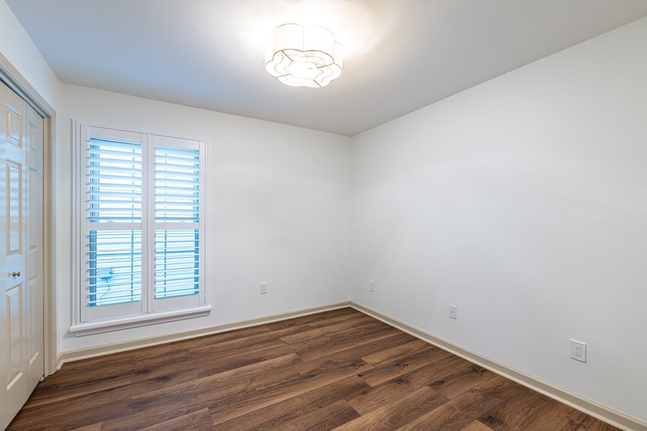 632 Applegate Ln #12 - Photo 7 of 36