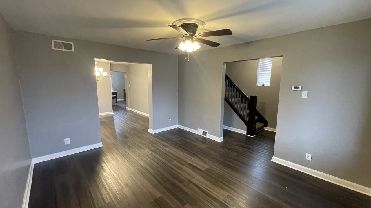 2311 Grandview Ave #NA - Photo 3 of 18