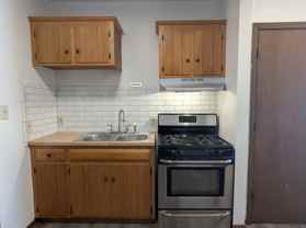 116 E Lloyd St - Photo 1 of 1